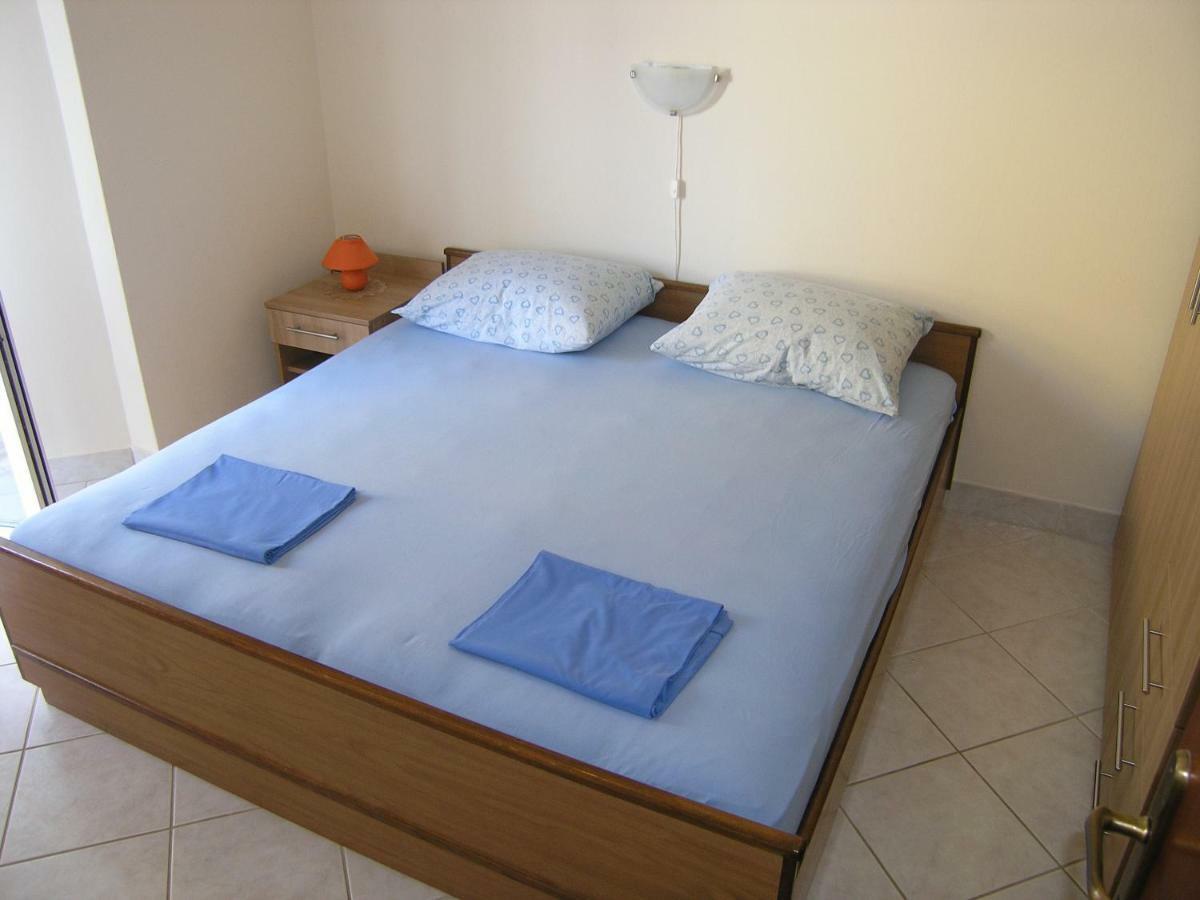 Apartman Juric Krk Town Exterior foto