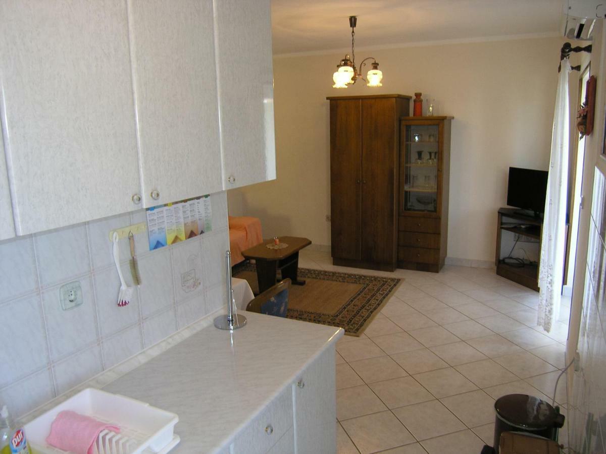 Apartman Juric Krk Town Exterior foto
