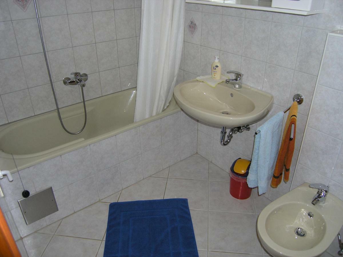 Apartman Juric Krk Town Exterior foto